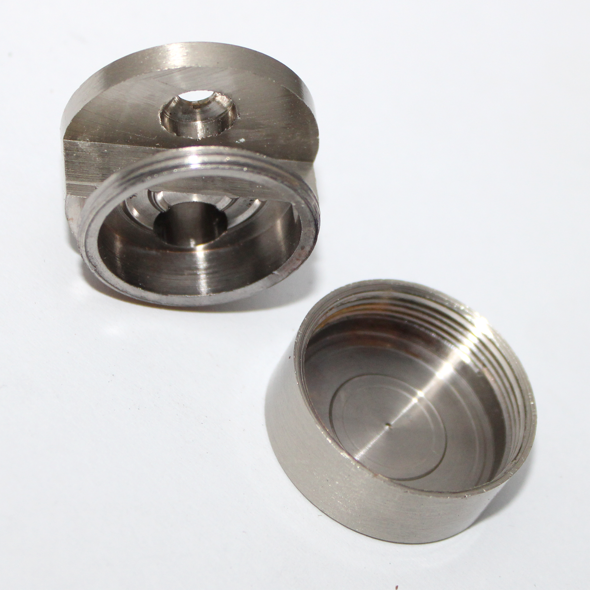 RiseOm Mirror bracket Dabbi, Mirror holder bracket of brass